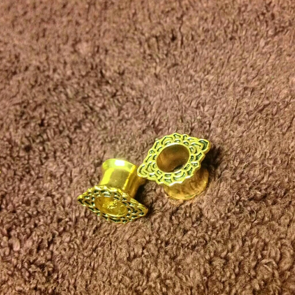 Plugs
